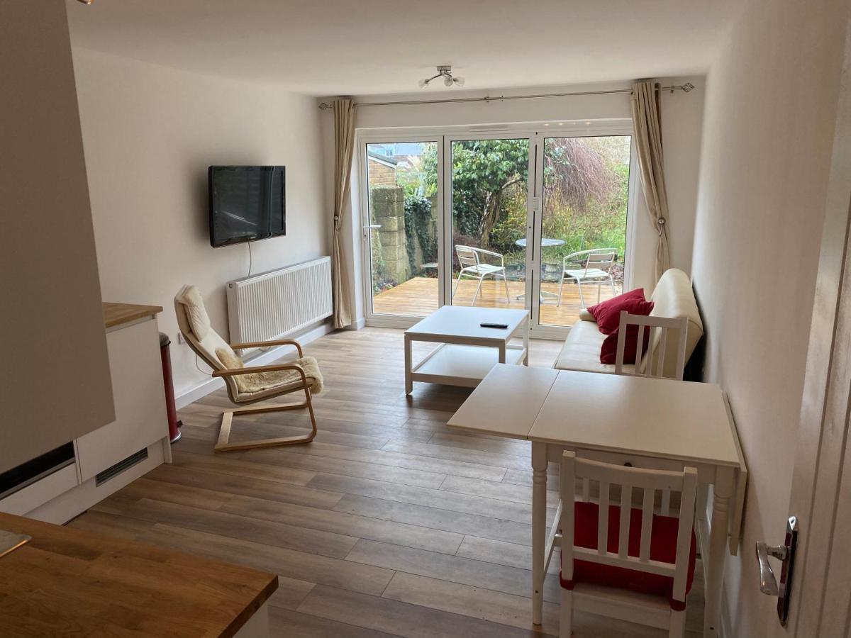 Southwick  Adorable One-Bedroom Flat With Patio Garden. מראה חיצוני תמונה